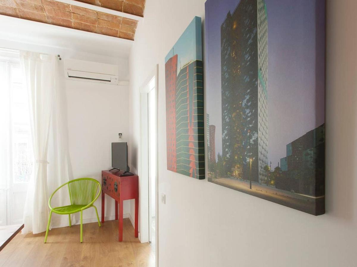 Colour Pop Fira By Myrentalhost L'Hospitalet de Llobregat Exterior foto